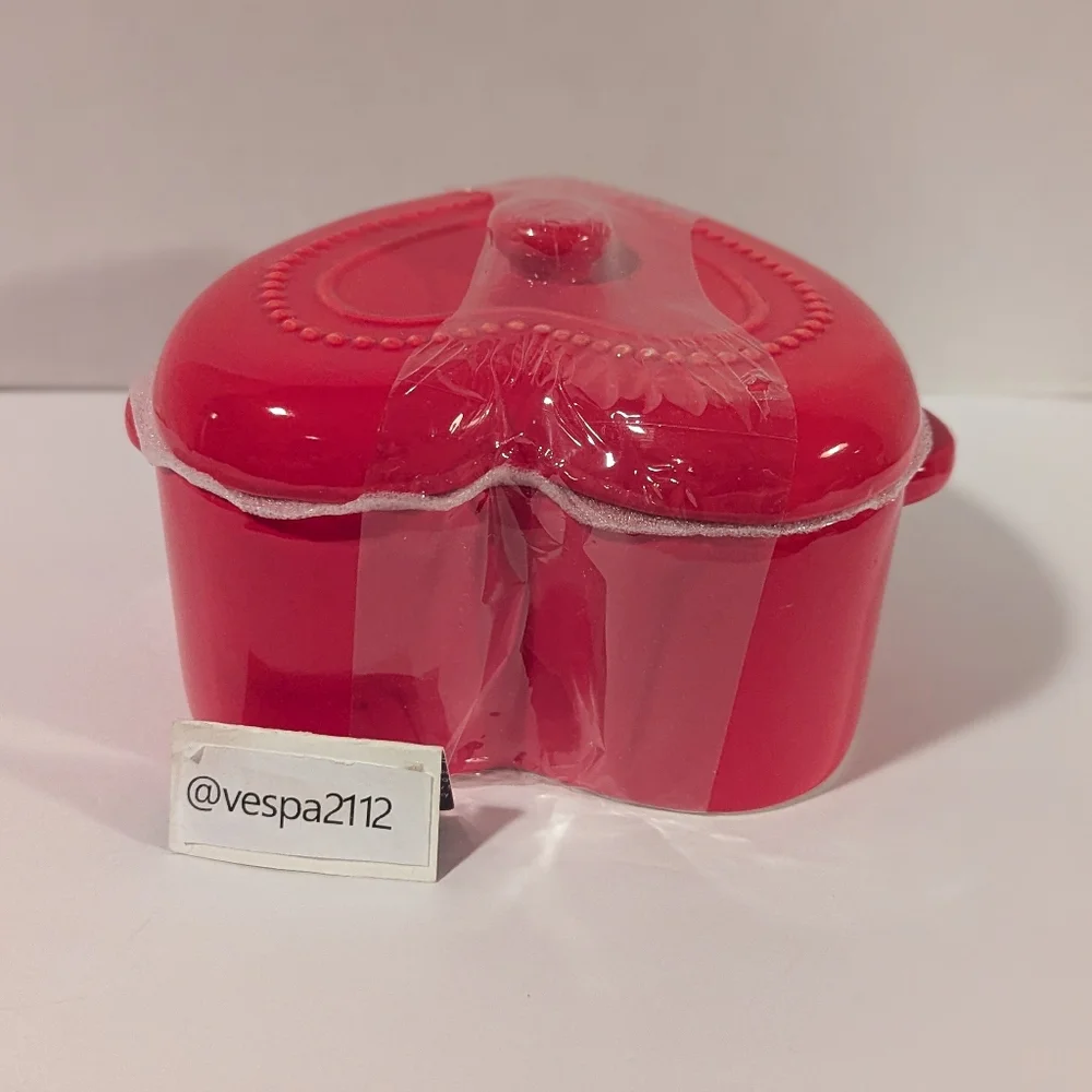 Target Bullseye Playground Valentines Bakeware Red Heart Shaped Ceramic